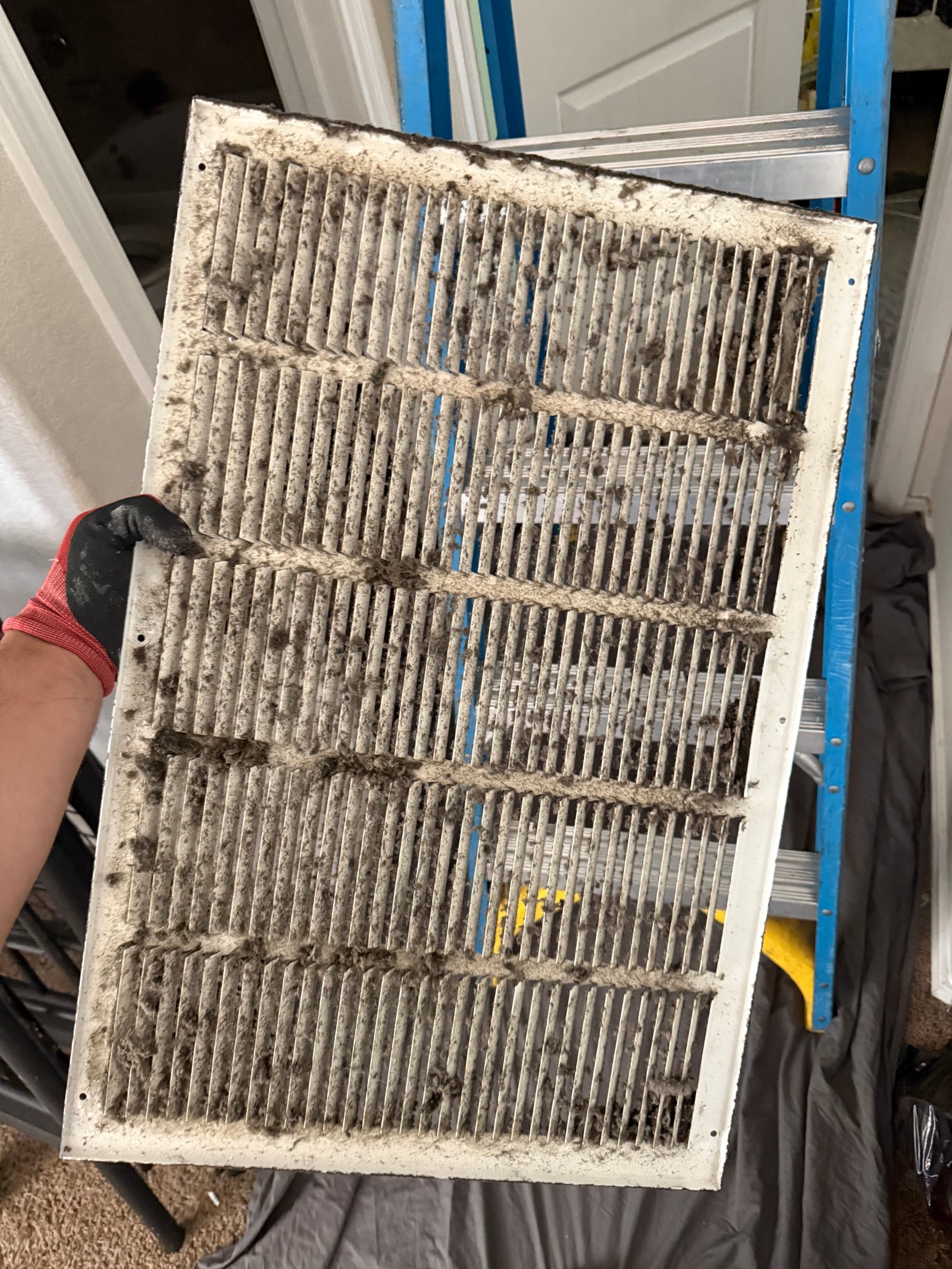 Contaminated air duct